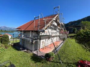 Fassaden-/Holzrenovierung inkl. Gerüstbau