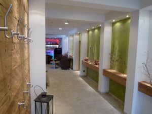 Farbgestaltung in Hotellobby